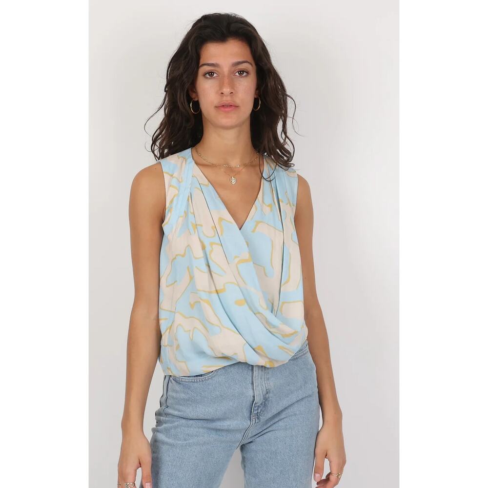 Diane Von Furstenburg Silk Tank Blue Pattern Drape V Neck Sleevless Size 0